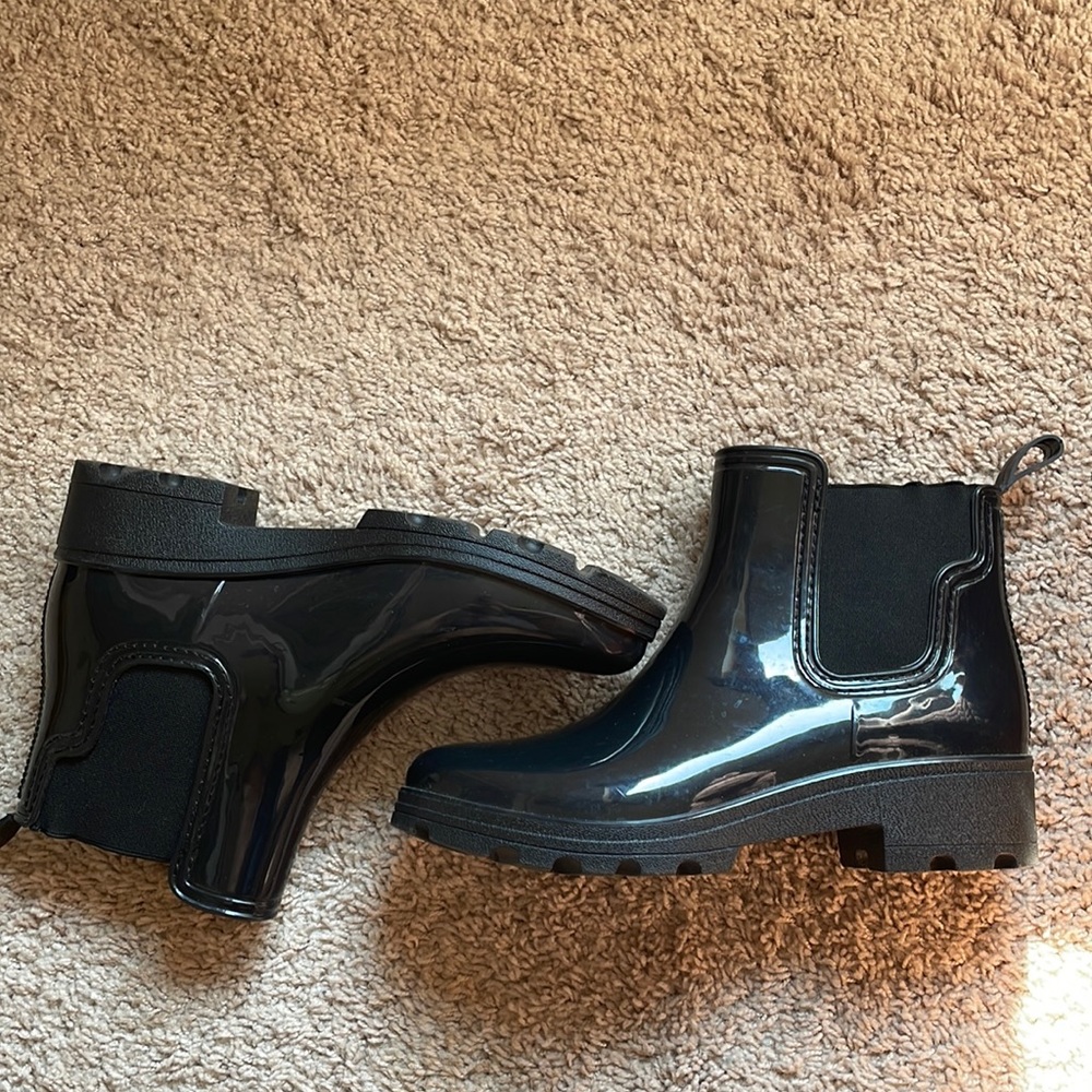 little black boots